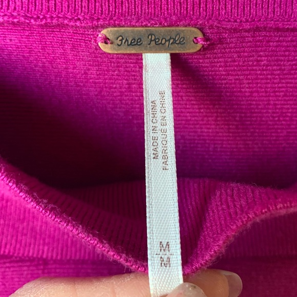 Free People off shoulder dolman zip sleeve sweater magenta - Picture 3 of 8